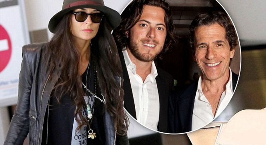 Demi Moore – Harry Morton – Peter Morton